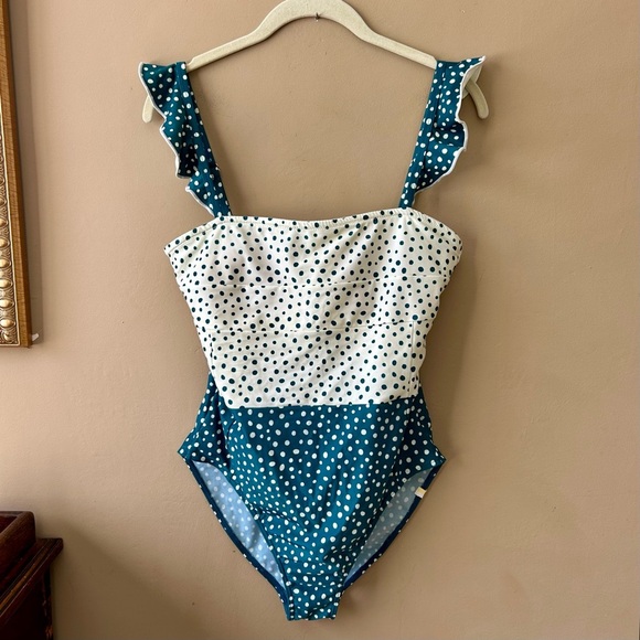 Summersalt The Ruffle Oasis One Piece Swimsuit On The Dot Seaweed Green White 8 - Picture 4 of 14